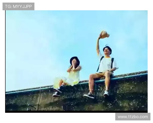 《少年的你》:一封写给成长、勇气与救赎的残酷青春告白书 《少年的你》:一封写给成长、勇气与救赎的残酷青春告白书